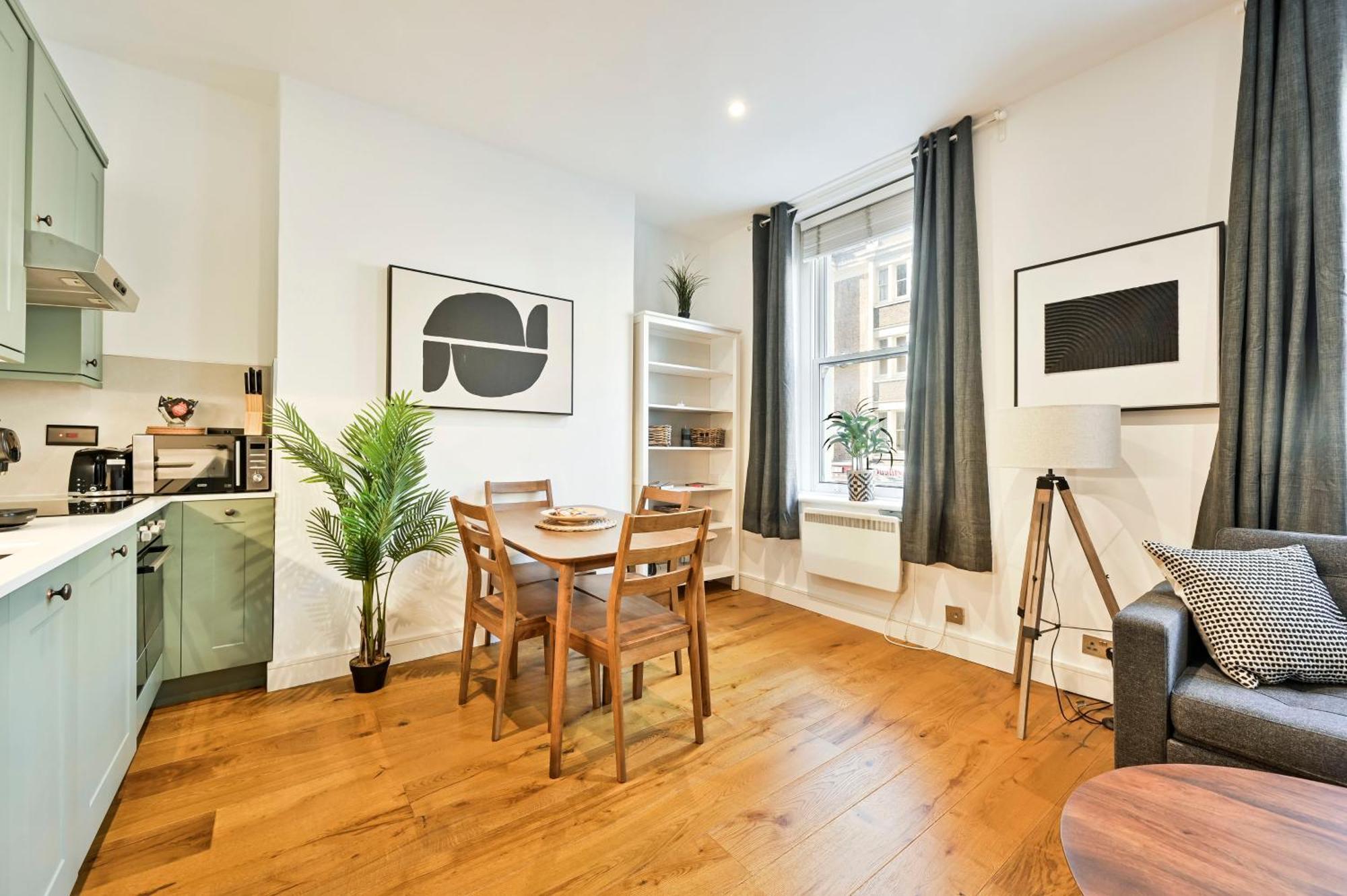 Two 1 Bed Prime Location Marylebone *