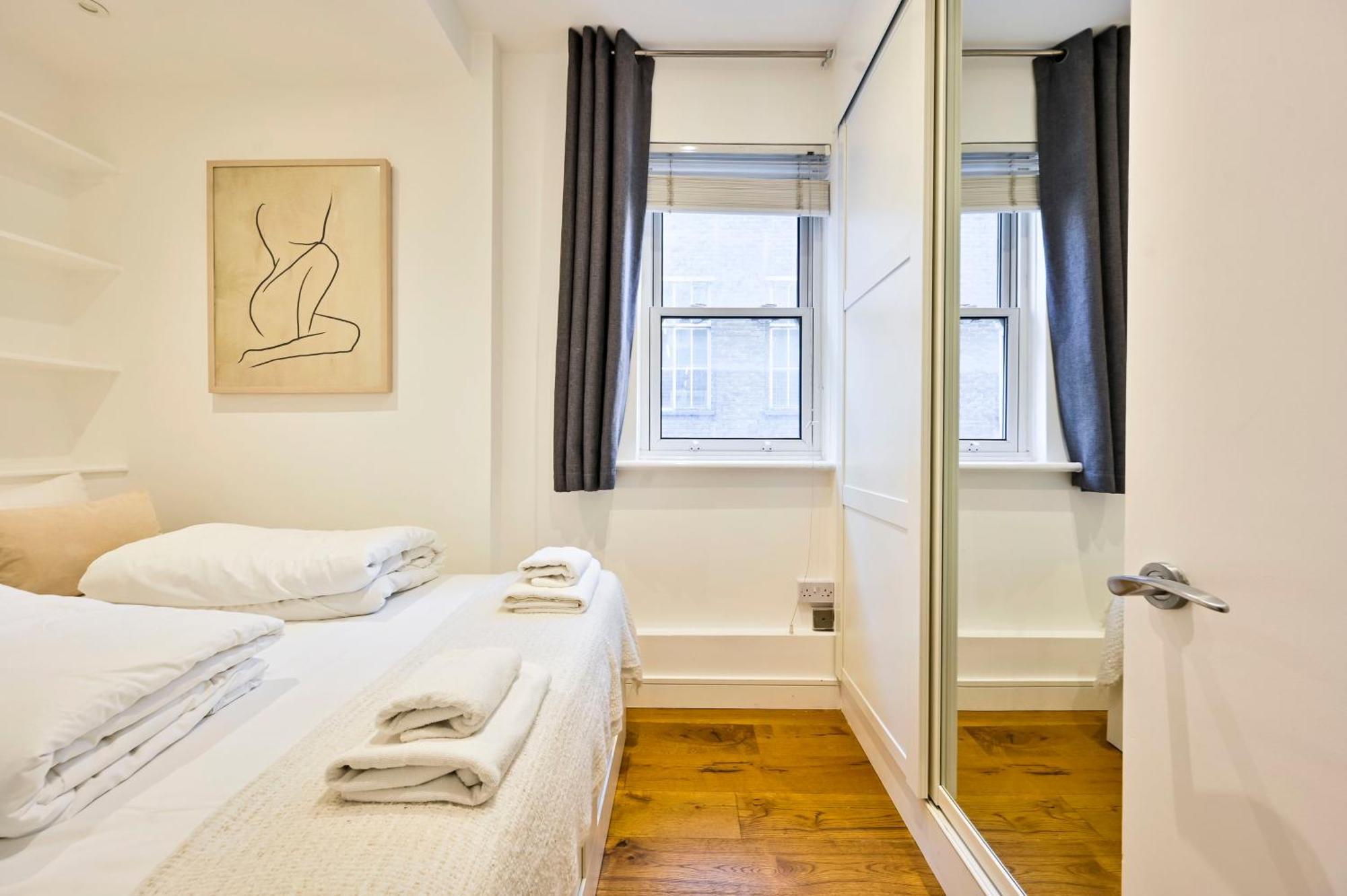 Two 1 Bed Prime Location Marylebone Londra